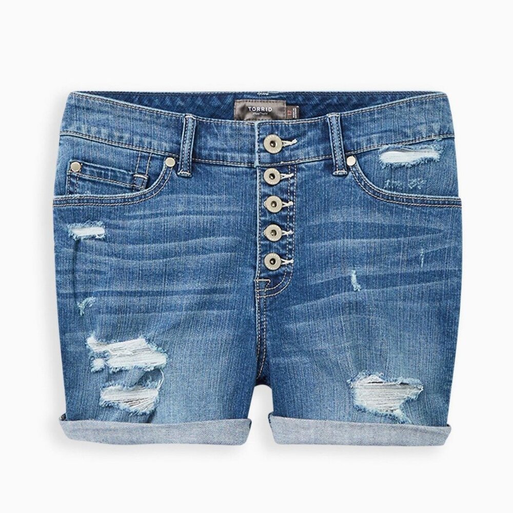 Torrid 3.5 Inch Vintage Stretch Mid-Rise Short Distressed Button Fly Size 18